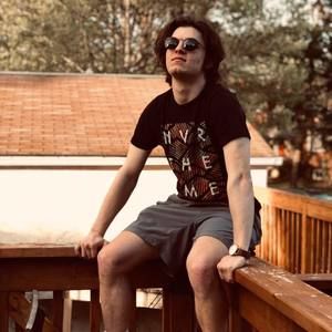 Meet your Posher, Henry